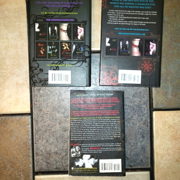 3 House of Night Book Bundle - Picture 2 of 3